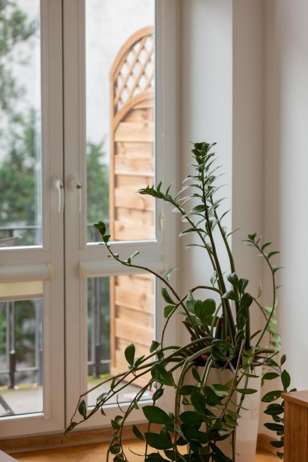 Downtown Studio Apartment By The Park By Noclegi Renters Warsawa Bagian luar foto